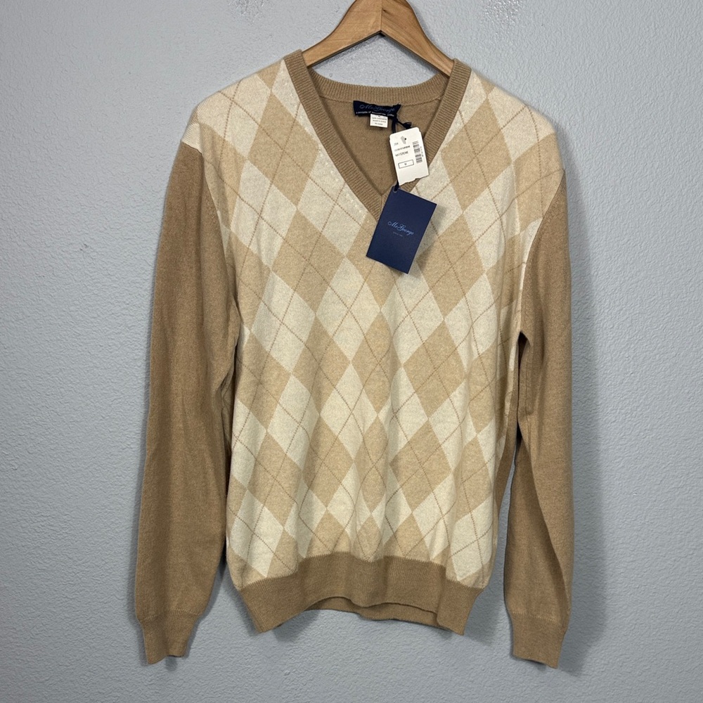 NWT McGeorge Men’s Argyle Cashmere V-Neck Sweater